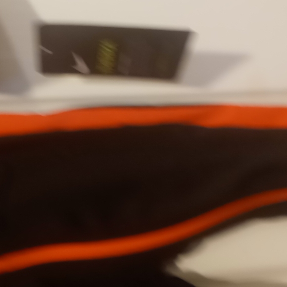 NIKE Therma hooded romper size 9 months new with tags - Picture 3 of 4